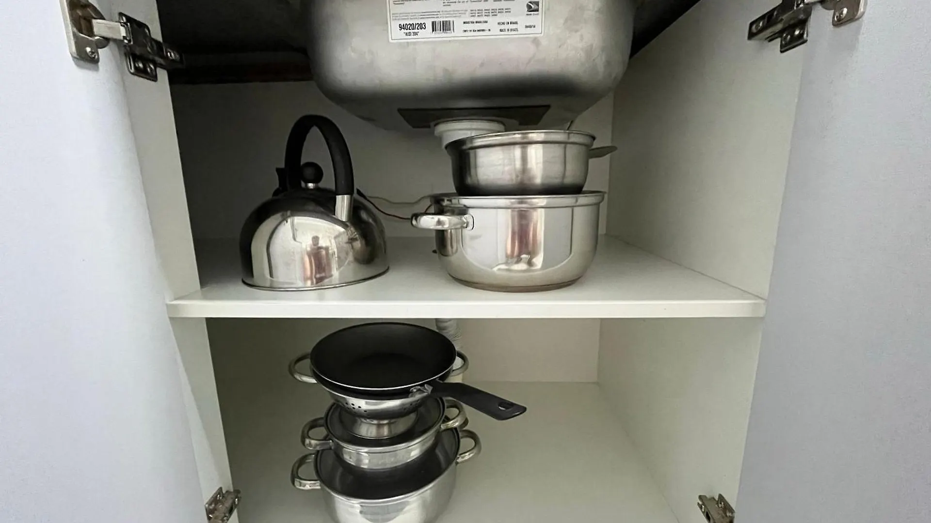 Ma01- Kitnet Com Ar | Vista Big Wheel | Garagem Apartamento Balneário Camboriú